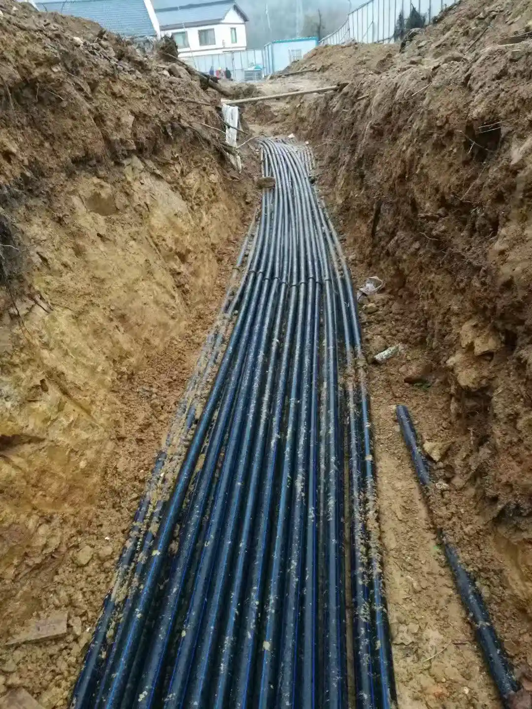 水平管连接